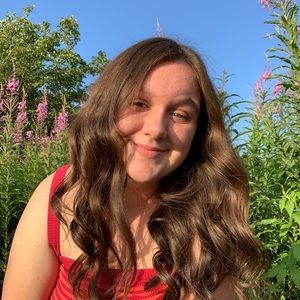 Meet your Posher, Elizabeth